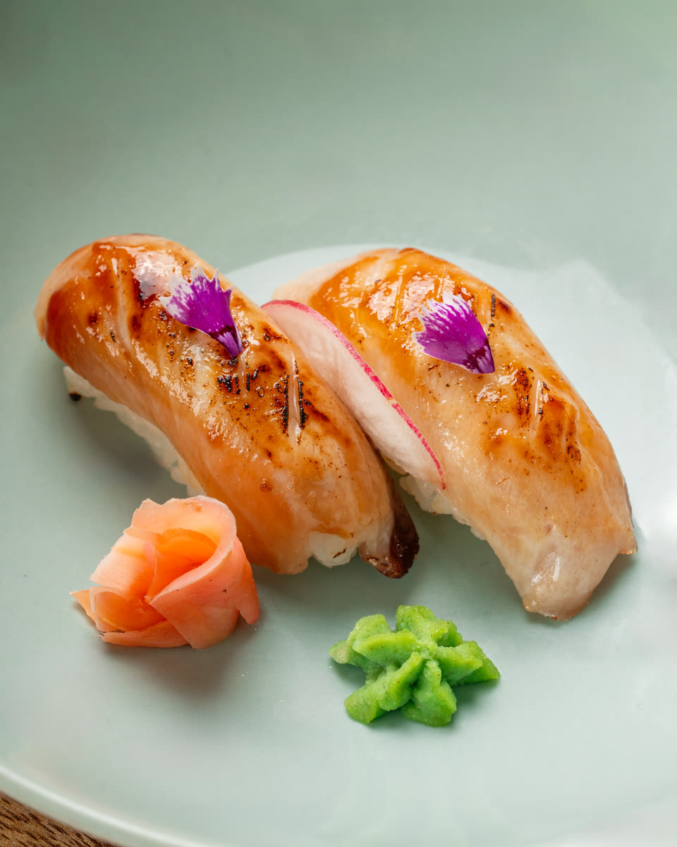 Torched salmon nigiri